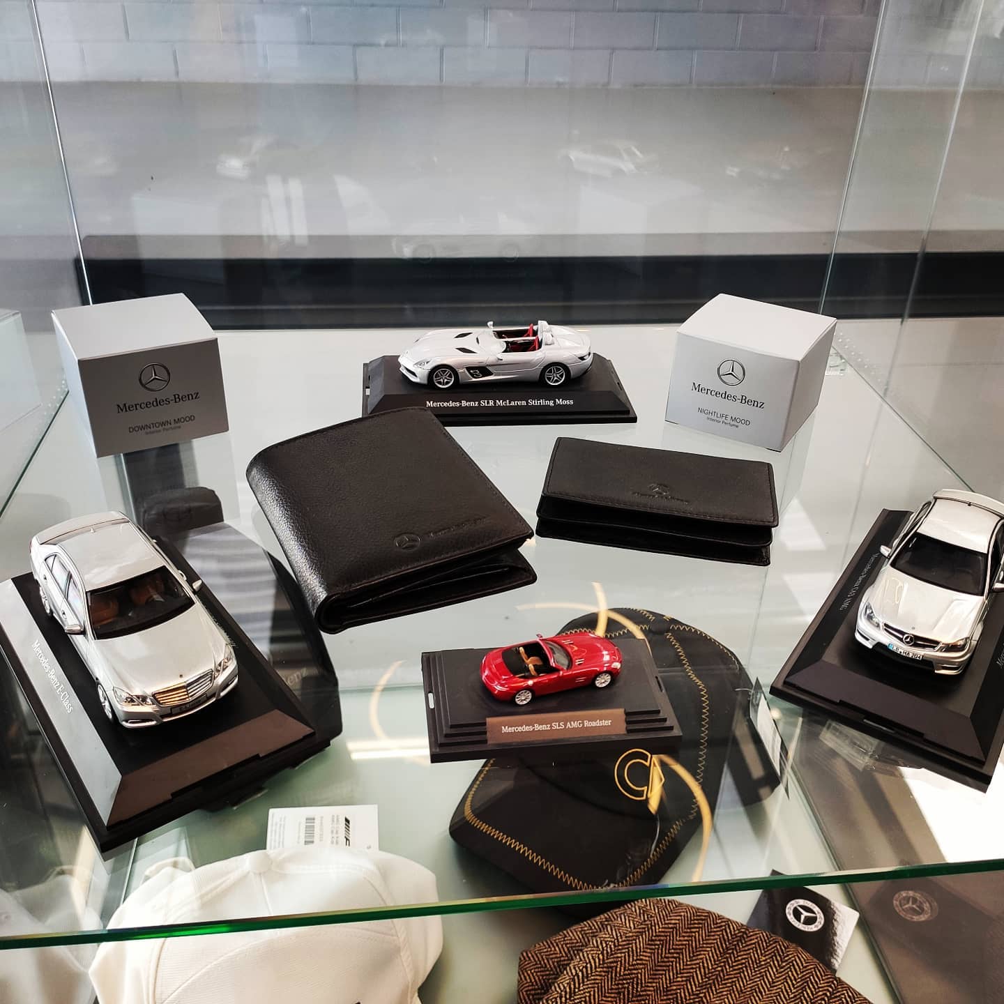 Gadget, accessori e ricambi auto ufficiali da Lozza SpA